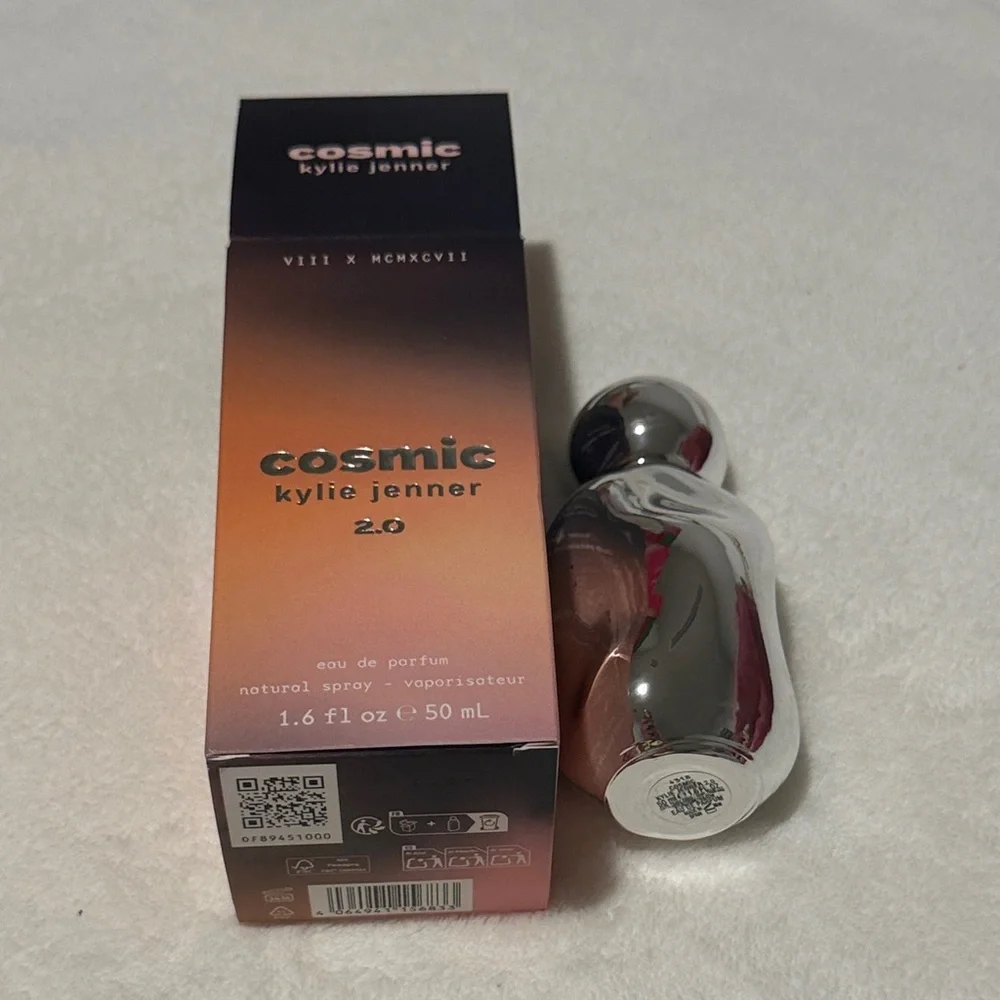 Cosmic 2.0 Eau de Parfum - Gradient Design - Picture 2 of 2